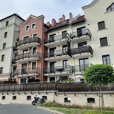 Apartamenty Lubin - Kamieniczka W Centrum Eksteriør billede