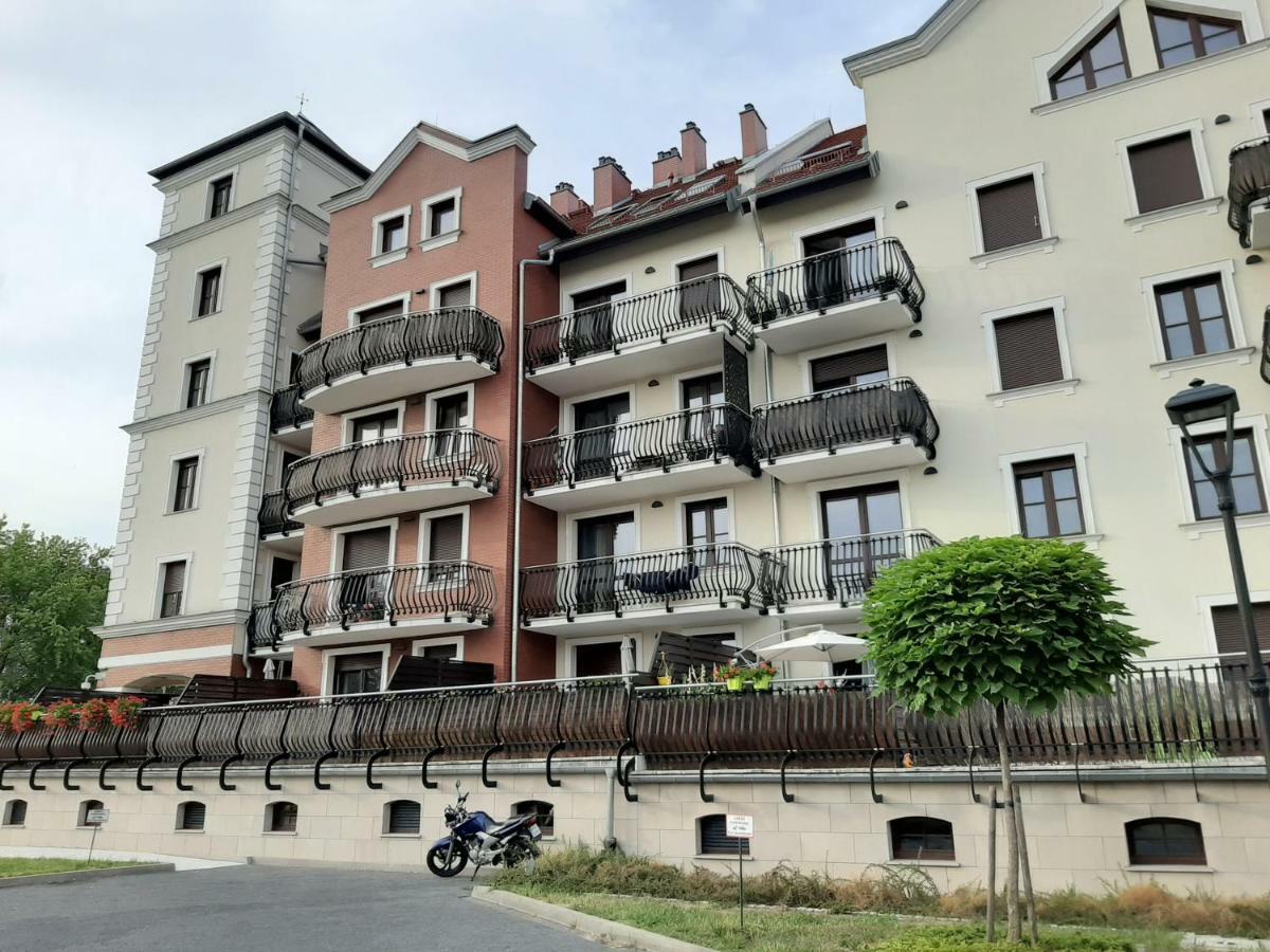 Apartamenty Lubin - Kamieniczka W Centrum Eksteriør billede