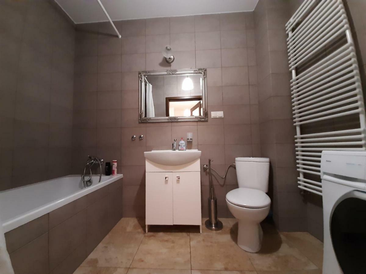 Apartamenty Lubin - Kamieniczka W Centrum Eksteriør billede